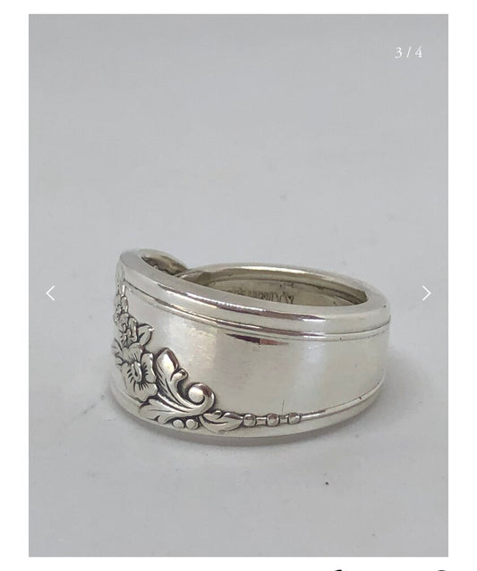 VINTAGE SPOON cc 1946