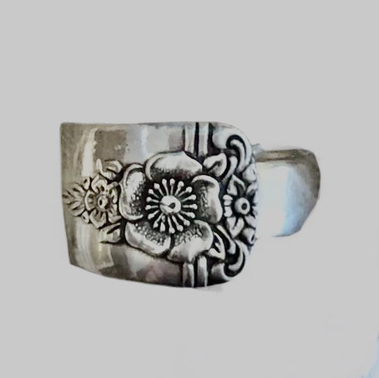 VINTAGE SPOON RING